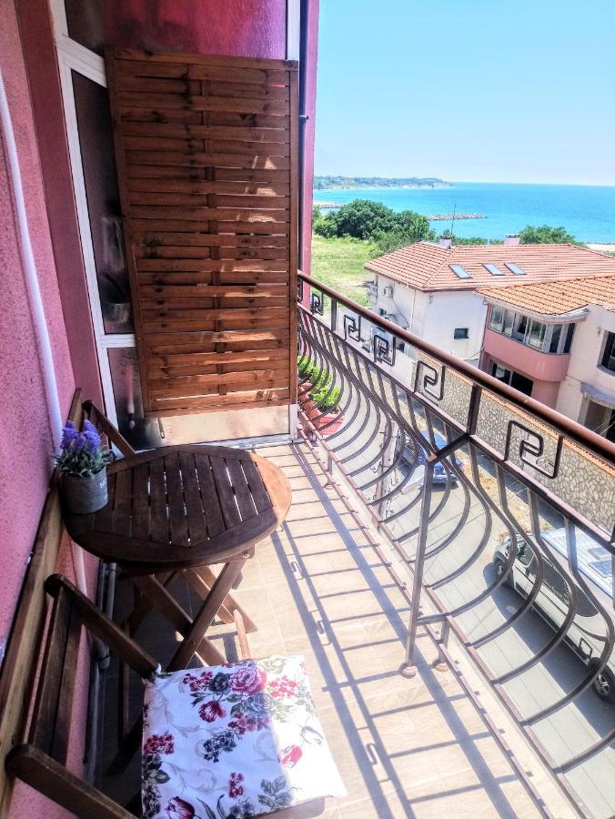 Apartment Sea View Burgas Bagian luar foto